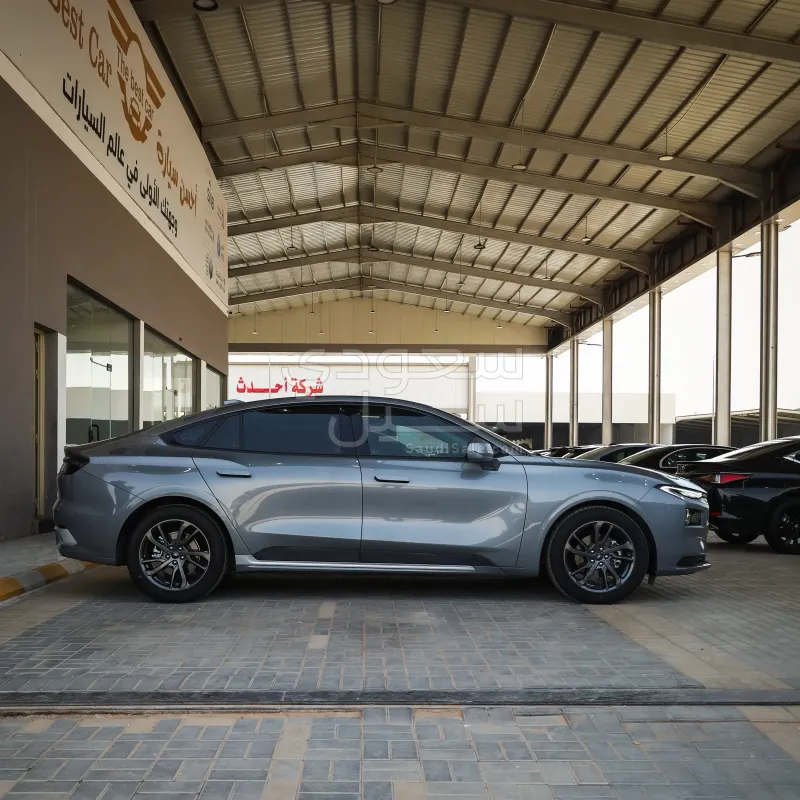 2025 Ford Taurus