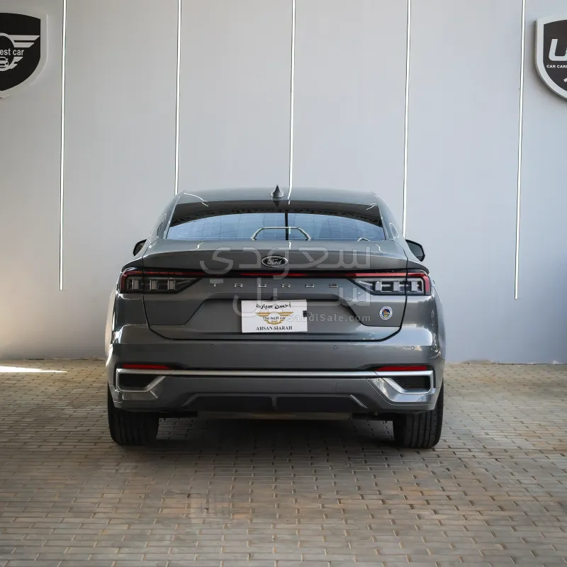 2025 Ford Taurus