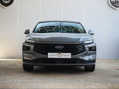 2025 Ford Taurus