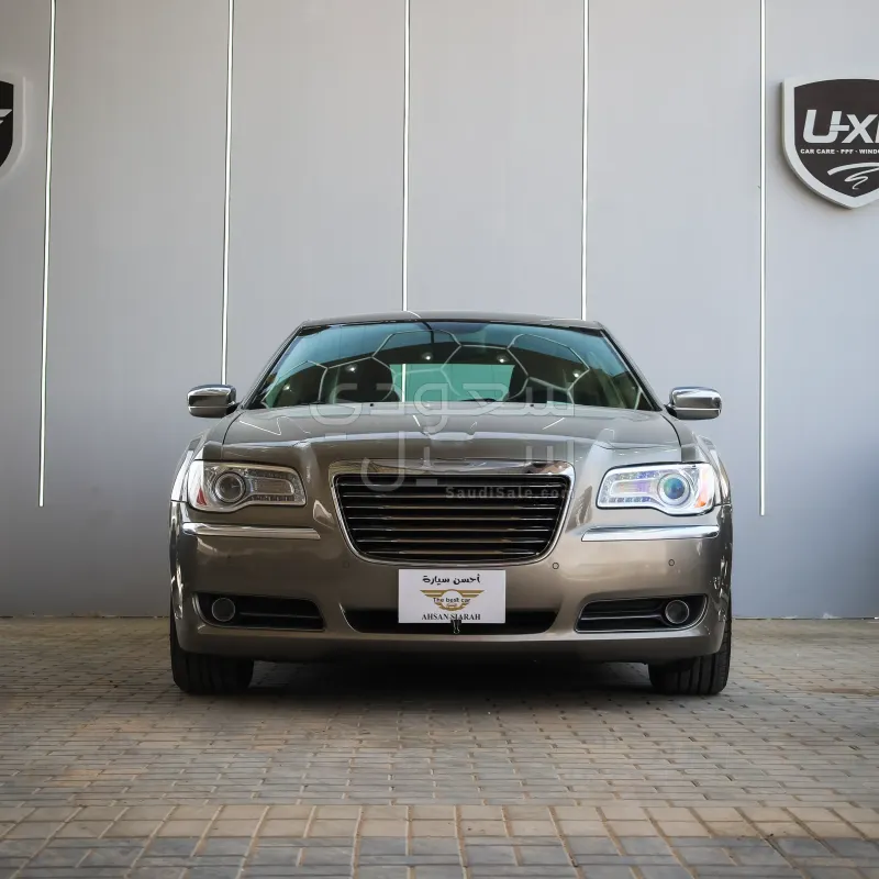 2014 Chrysler 300 C