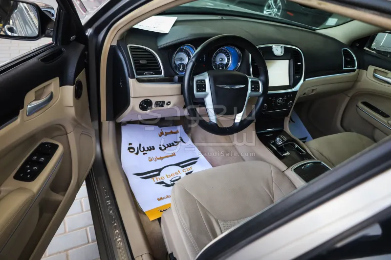 2014 Chrysler 300 C
