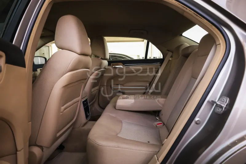 2014 Chrysler 300 C