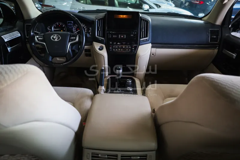 2021 Toyota Land Cruiser GXR Grand Tournig