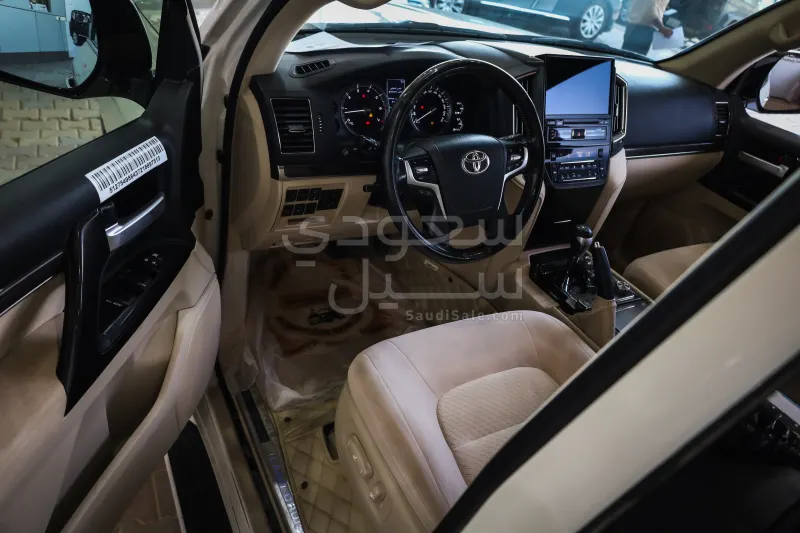 2021 Toyota Land Cruiser GXR Grand Tournig