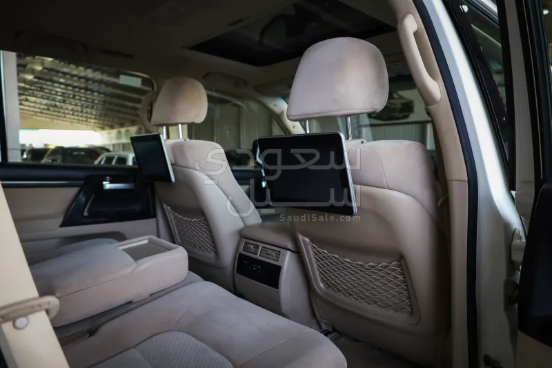 2021 Toyota Land Cruiser GXR Grand Tournig