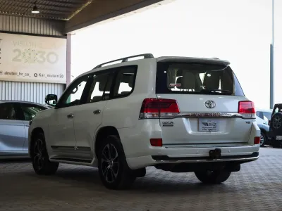 2021 Toyota Land Cruiser GXR Grand Tournig