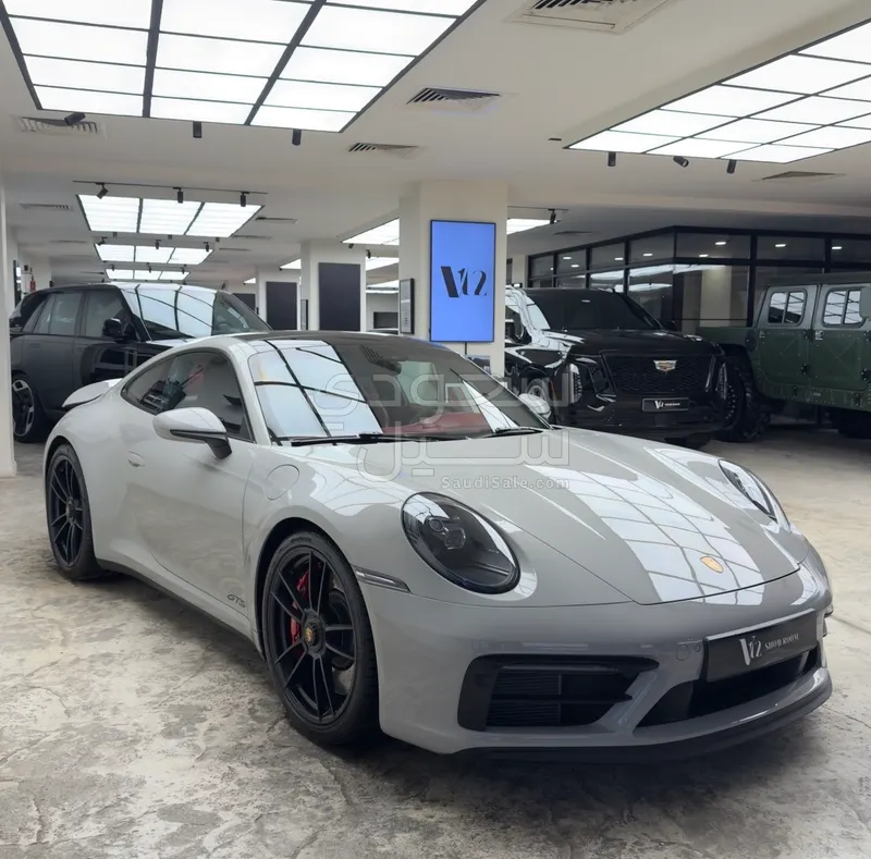 2022 Porsche 911 Carrera GTS