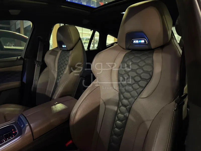 2021 بي ام دبليو الفئة اكس 6 إم كومبيتيشن