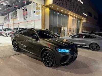 2021 بي ام دبليو الفئة اكس 6 إم كومبيتيشن