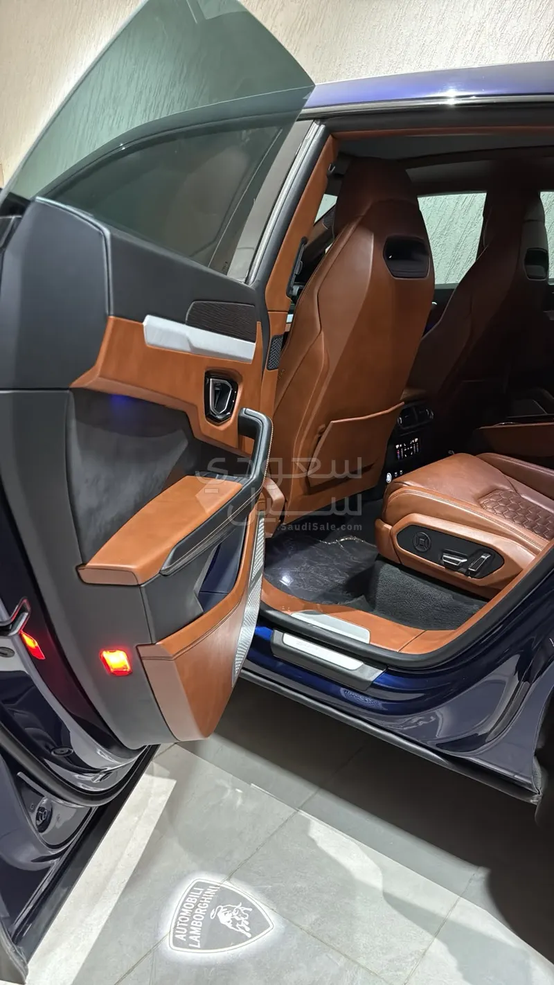 2022 لمبرجيني اوروس