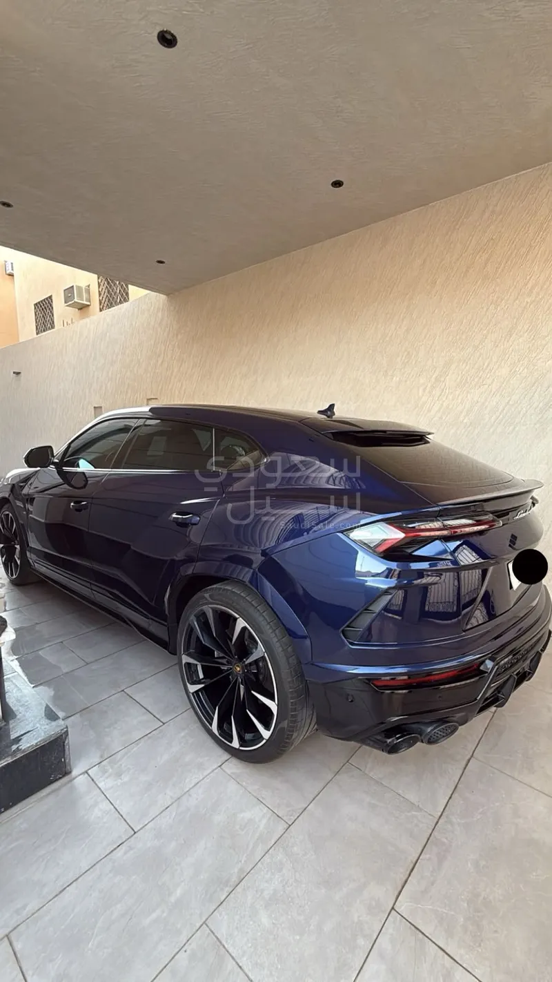 2022 لمبرجيني اوروس