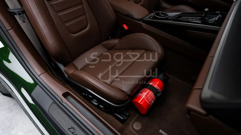 2026 بورش 911 كاريرا توربو اس