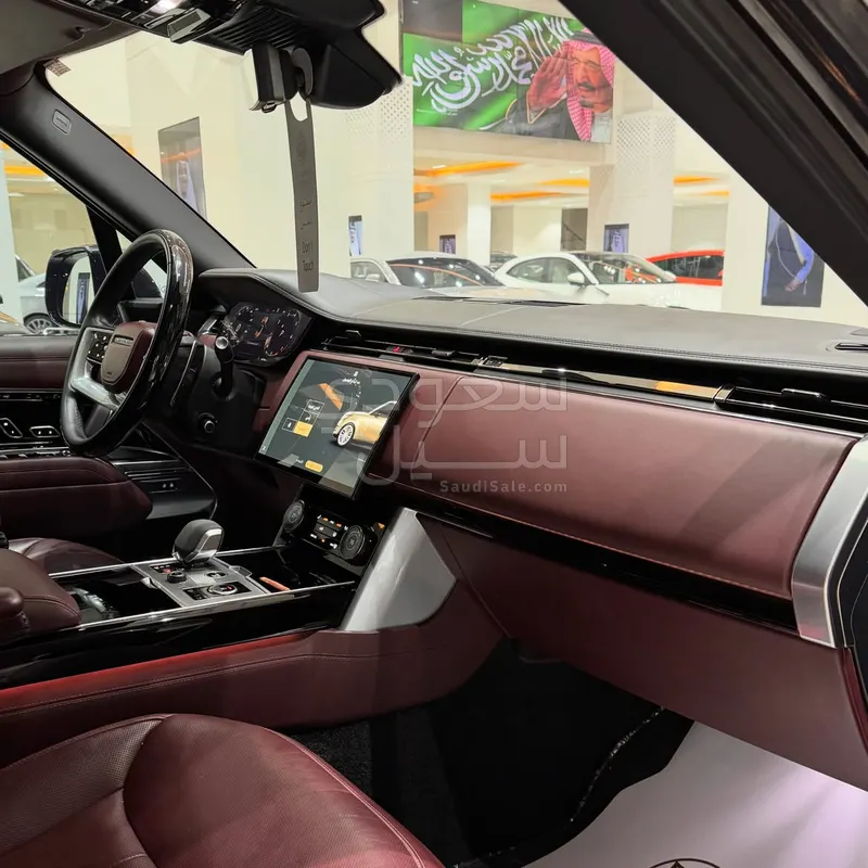 2023 لاند روفر رينج روفر اوتوبيوغرافي