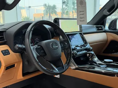2025 لكزس إل إكس 600 BB