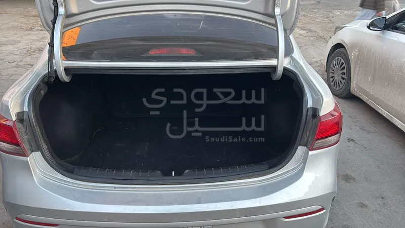 2023 كيا ريو
