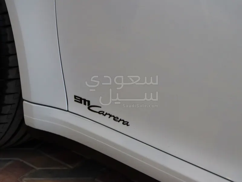 2025 بورش 911 كاريرا