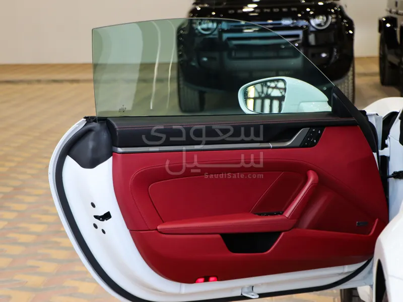 2025 بورش 911 كاريرا
