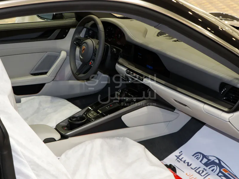 2026 بورش 911 كاريرا اس