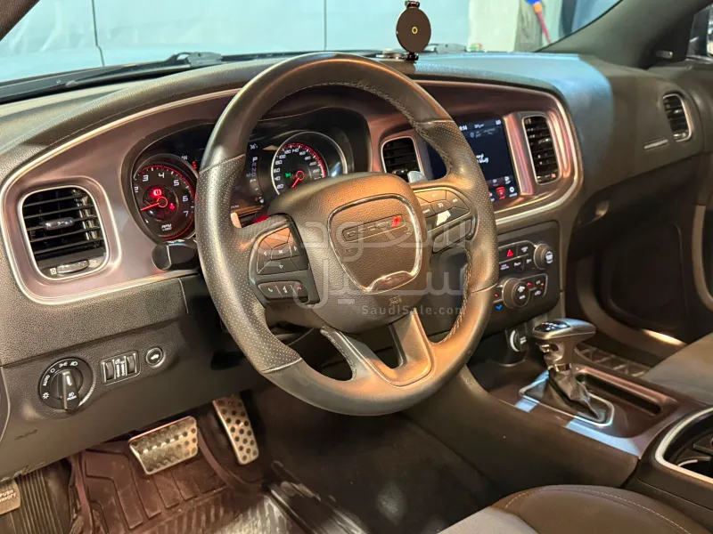 2019 دودج تشارجر جي تي