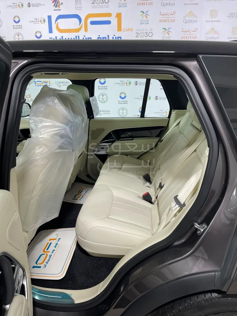 2026 Land Rover Range Rover HSE