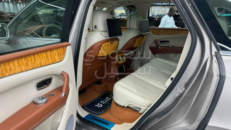 2019 Bentley Bentayga First Edition