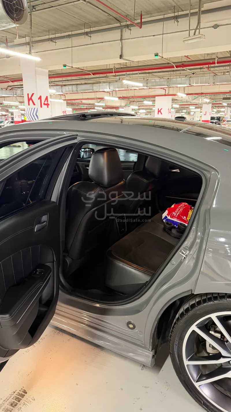 2023 دودج تشارجر ار تي