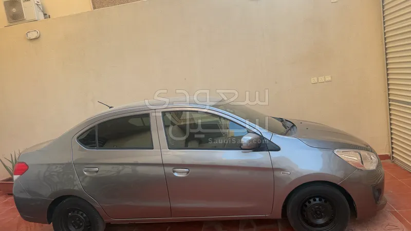 2019 متسوبيشي اتراج