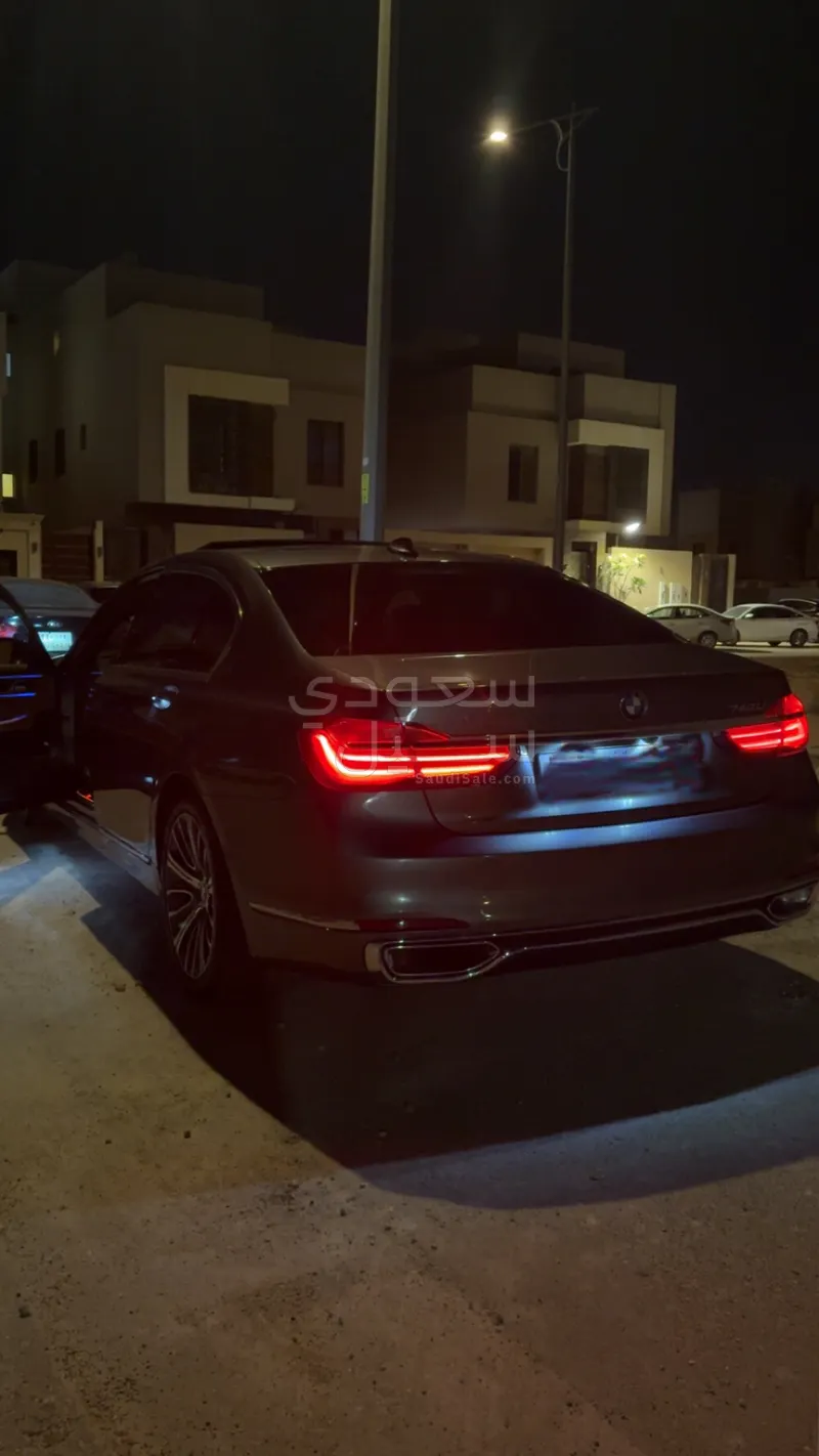 2018 بي ام دبليو الفئة السابعة 740 إل أي