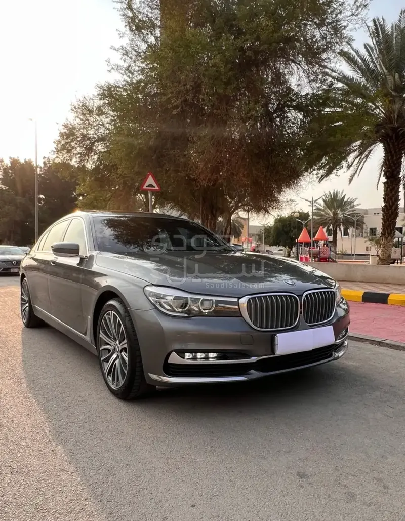2018 بي ام دبليو الفئة السابعة 740 إل أي