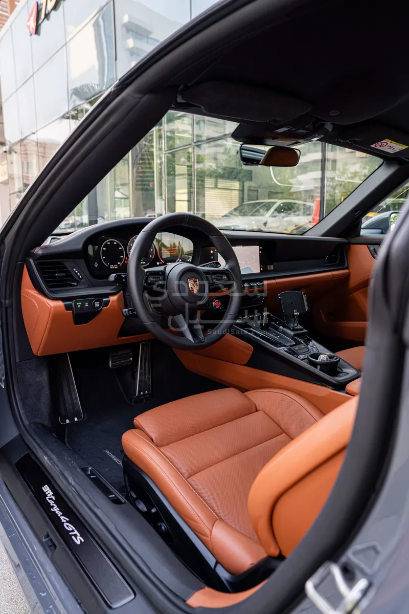 2026 بورش 911 تارجا 4 جي تي اس