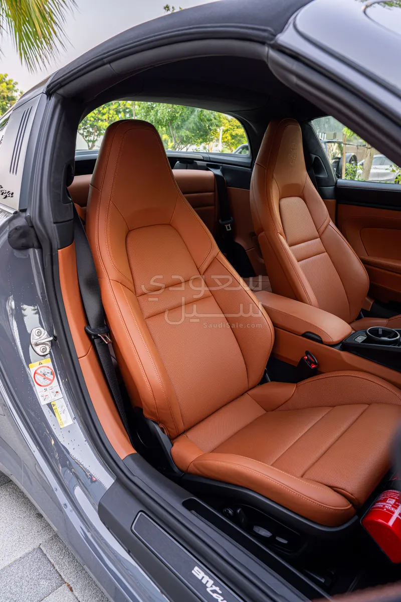 2026 بورش 911 تارجا 4 جي تي اس