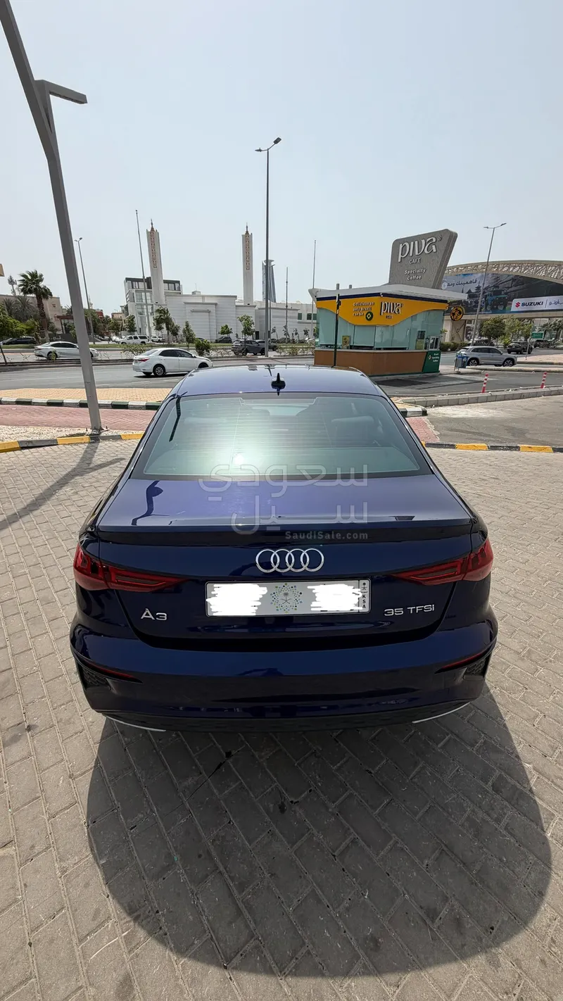 2022 اودي اي 3 30 تي اف اس اي