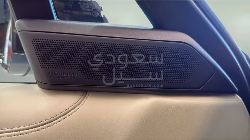 2025 لاند روفر رينج روفر اتش اس اي