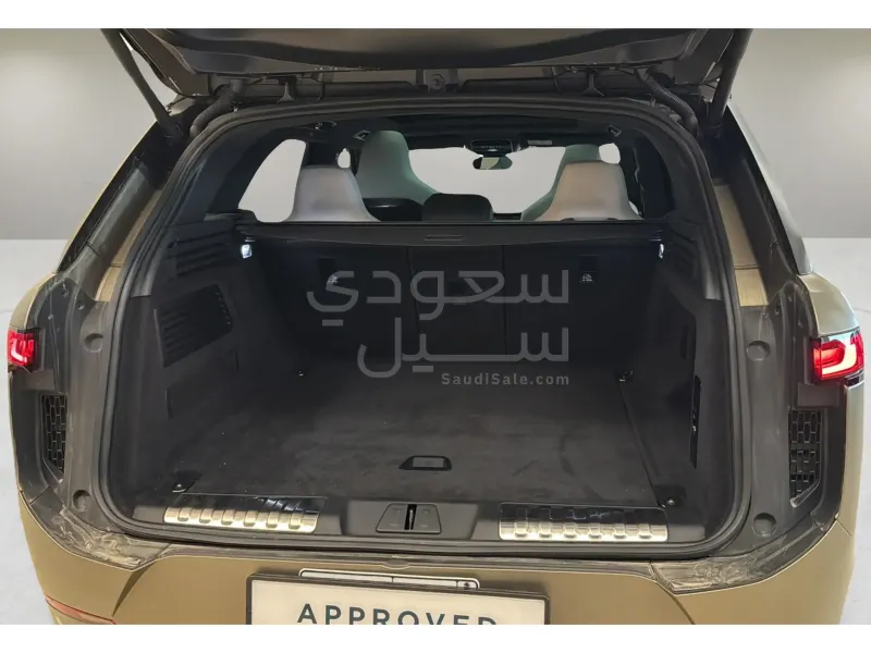 2024 لاند روفر رينج روفر سبورت اس في