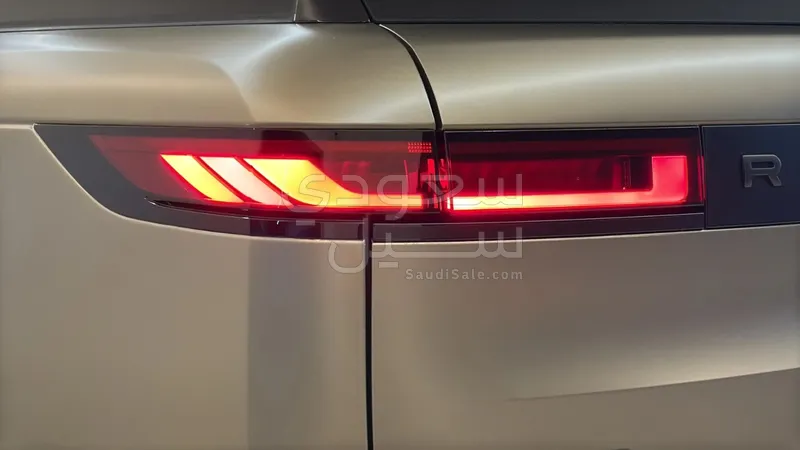 2024 لاند روفر رينج روفر سبورت اس في