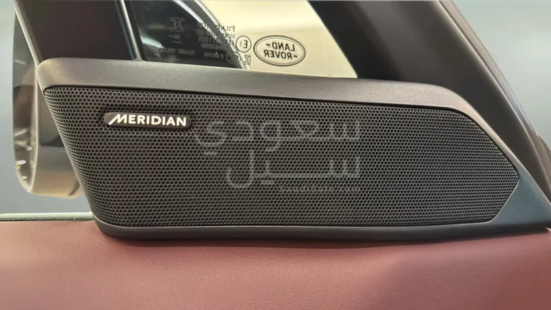 2025 لاند روفر رينج روفر سبورت اس اي