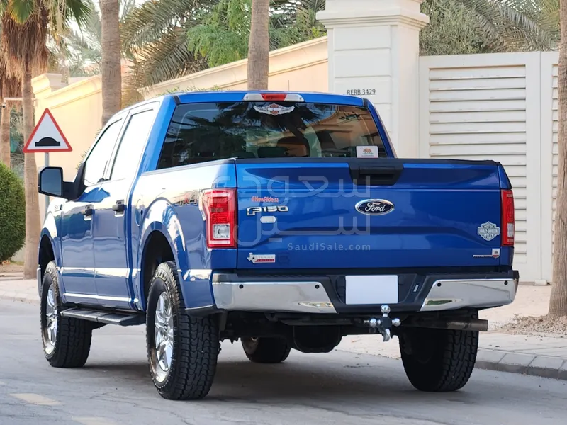 2015 فورد اف 150