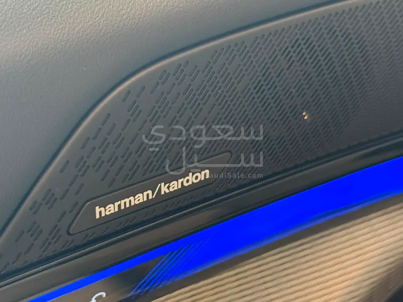 2025 بي ام دبليو الفئة الخامسة 520 أي إم كت