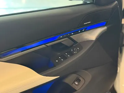 2025 بي ام دبليو الفئة الخامسة 520 أي إم كت