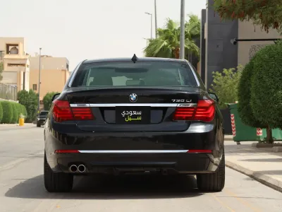 2015 بي ام دبليو الفئة السابعة 730 إل أي
