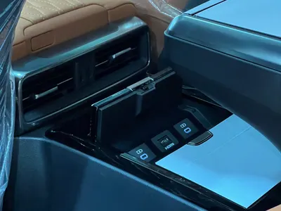 2026 لكزس إل إكس 600 vip بلاك بكج