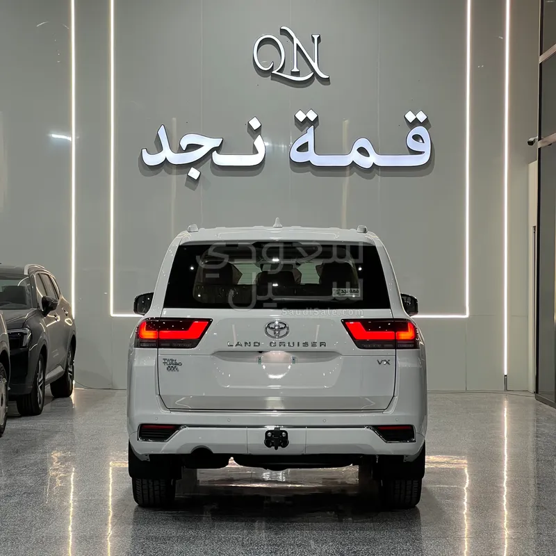 2026 تويوتا لاند كروزر في اكس