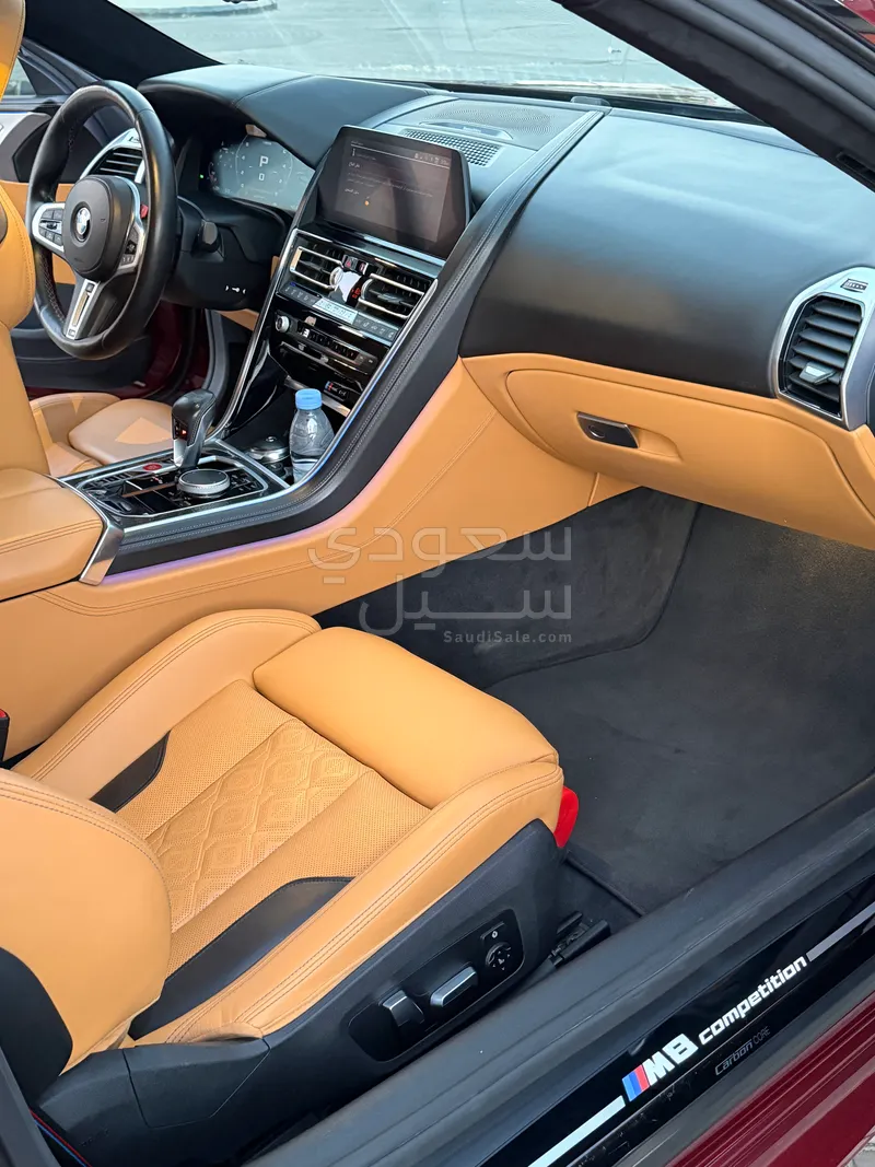 2020 بي ام دبليو الفئة ام إم 8 كومبيتيشن