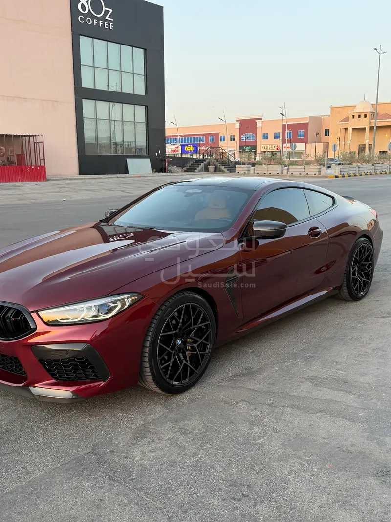 2020 بي ام دبليو الفئة ام إم 8 كومبيتيشن