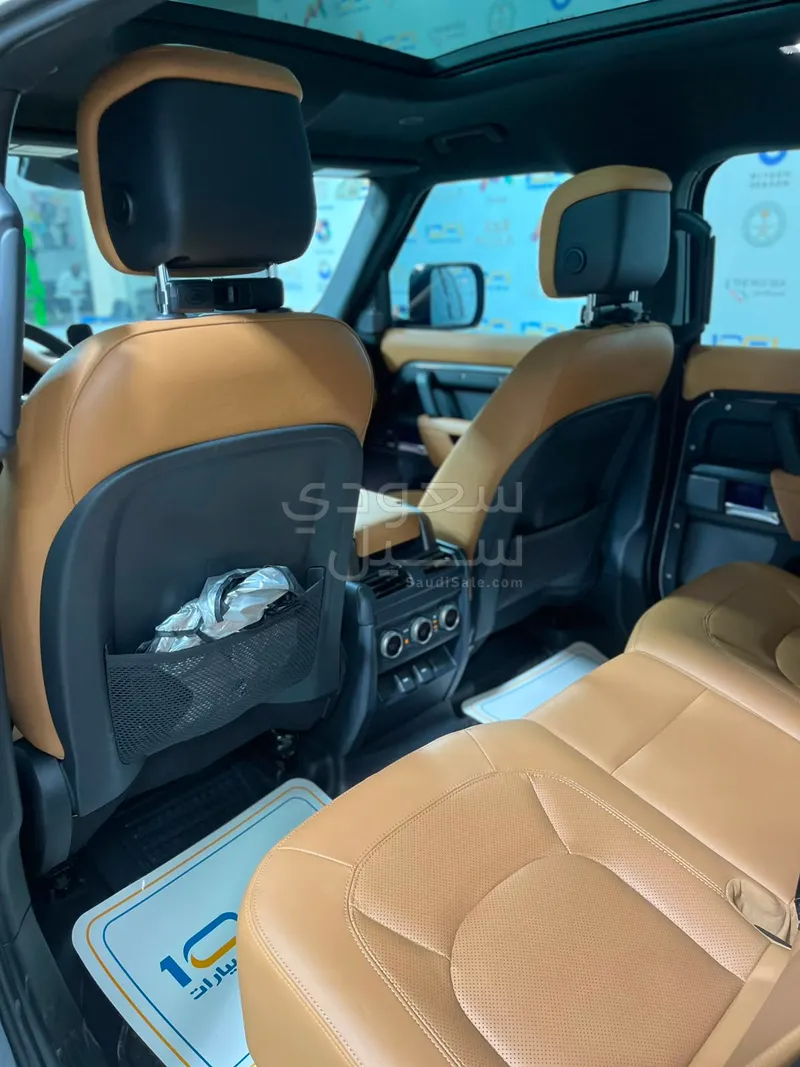 2023 لاند روفر ديفيندر V8 P525 ادشن