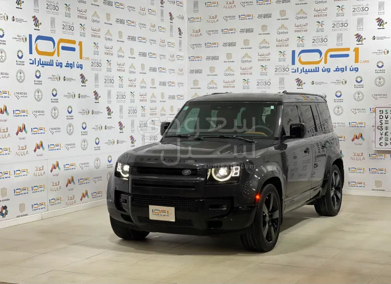 2023 لاند روفر ديفيندر V8 P525 ادشن