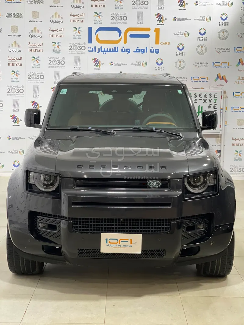 2023 لاند روفر ديفيندر V8 P525 ادشن