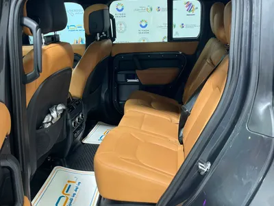 2023 لاند روفر ديفيندر V8 P525 ادشن
