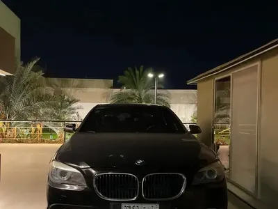 2011 بي ام دبليو الفئة السابعة 740 إل أي