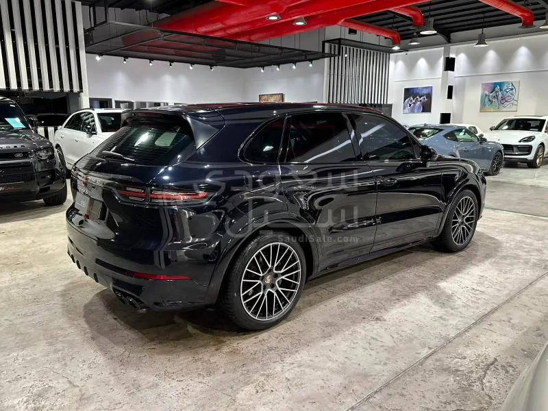 2019 بورش كايين اس